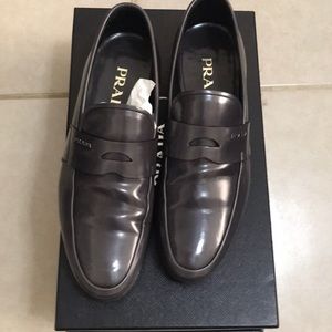 Gently worn shoes. Size based on Italian sizing
